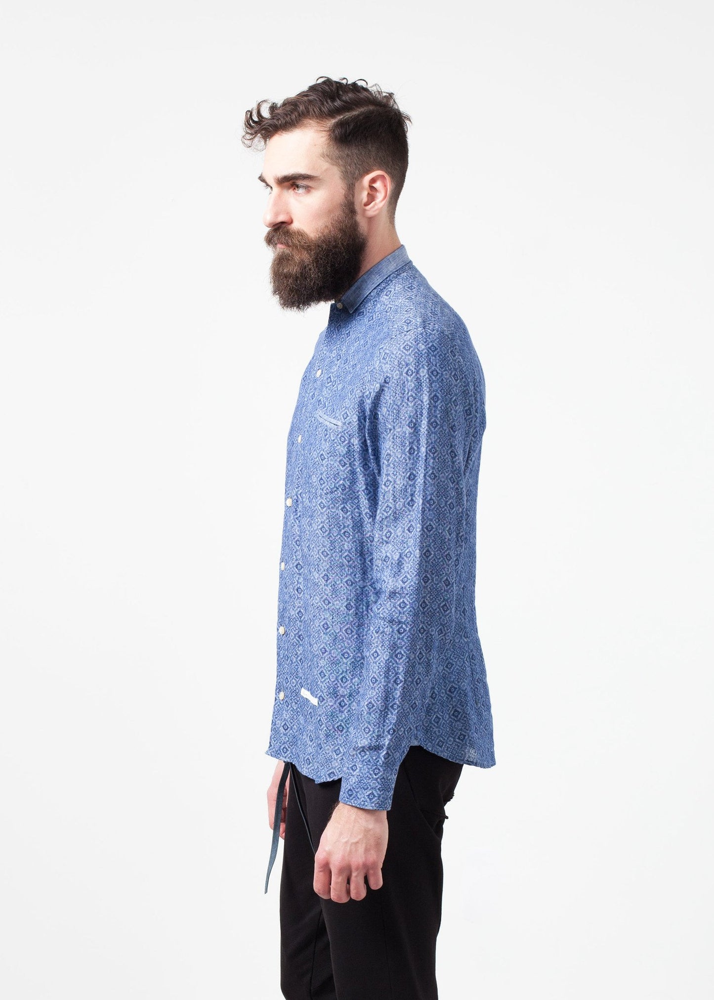 Linen Button Up in Blue Diamond